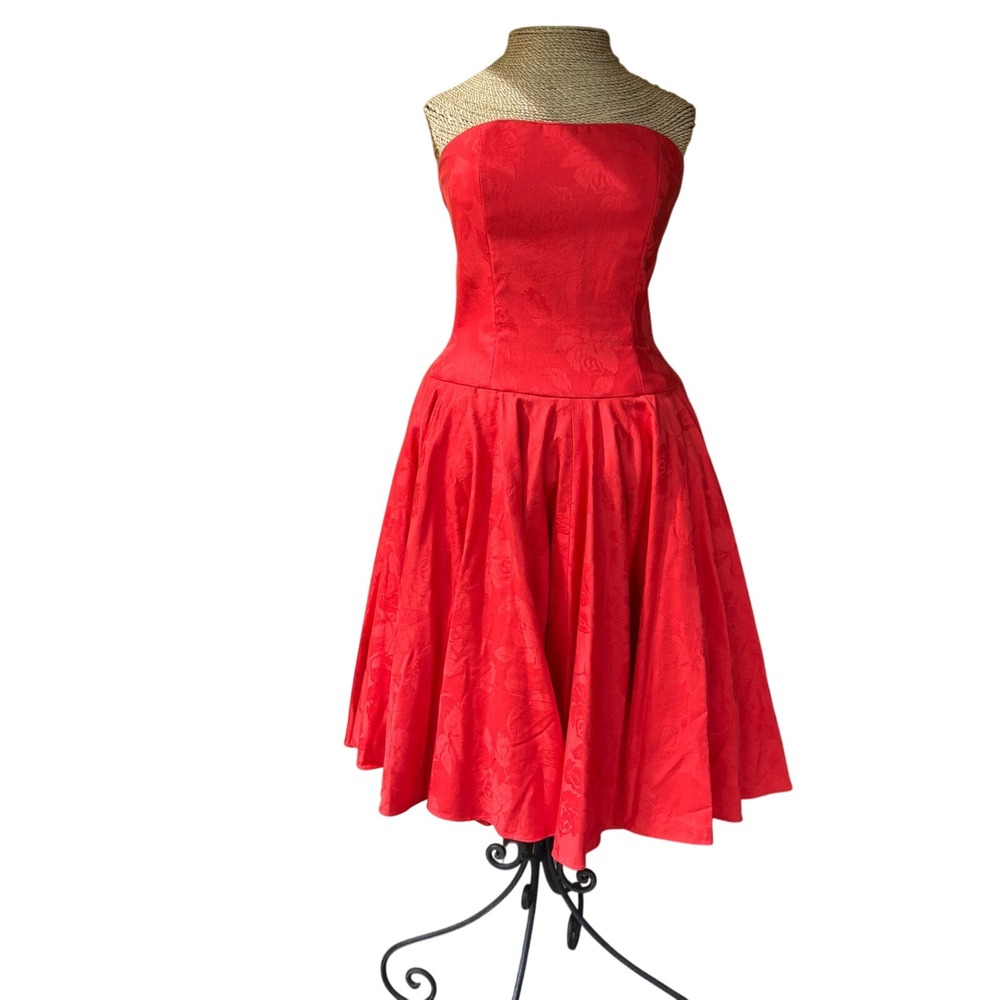 A.J. Bari Red Floral Jacquard 1980s corset bow Strapless Fit Flare circle skirt‎